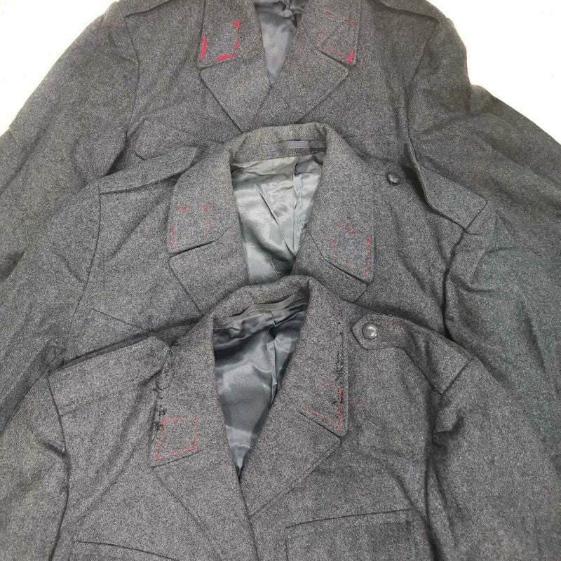 Genú de la chaqueta de lana del ejército suizo genuino número militar uniforme gris