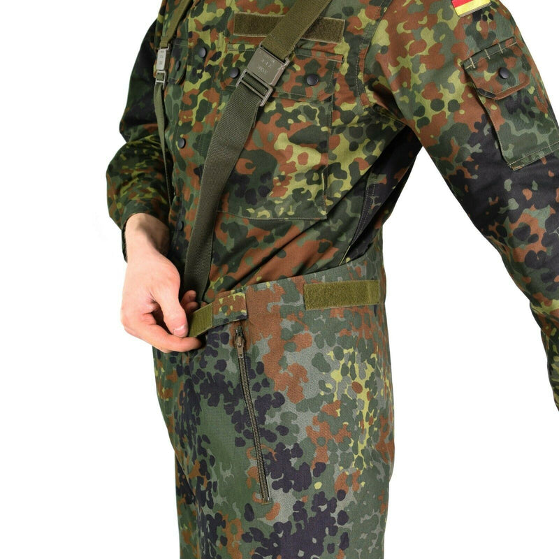 Pantalones del ejército alemán original Goretex Bib N Brace Flecktarn Pantalones en general