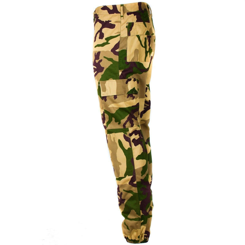 Pantalones del ejército italiano original Combate Desert Trópico Tropic Camuflage Camufla de campo NUEVO