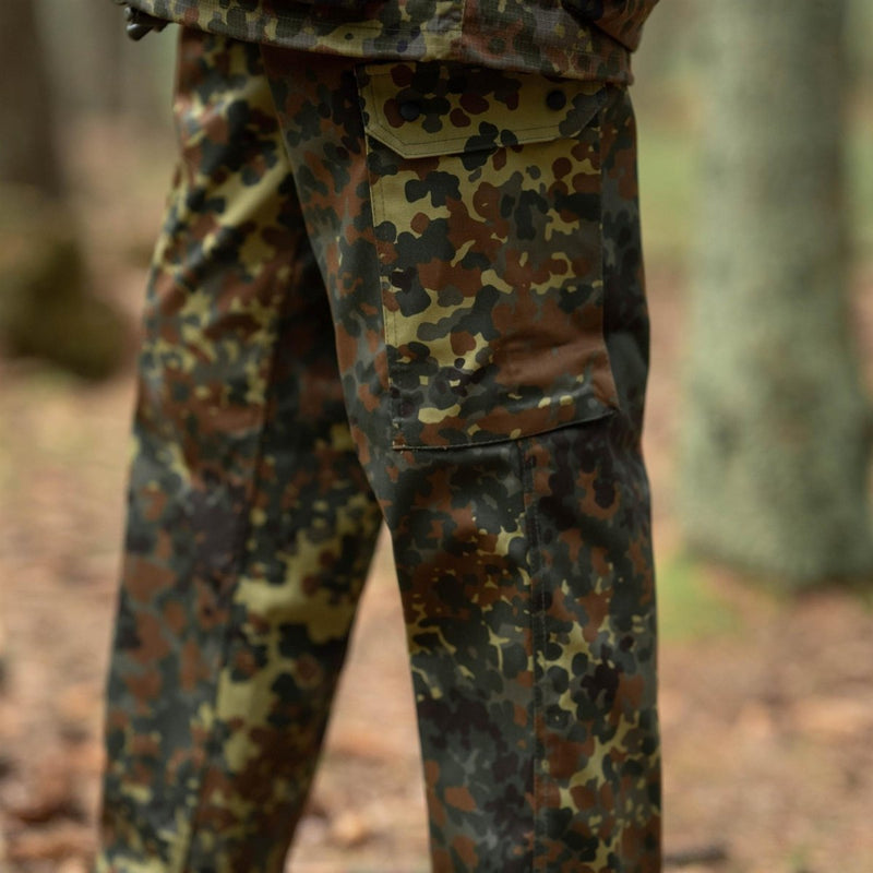 Pantalones de carga de campo de estilo militar alemán Flecktarn camufla