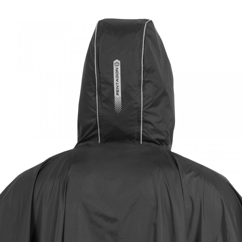 Pentágono CloudBurst Poncho Poncho Implay Detalles reflectantes transpirables