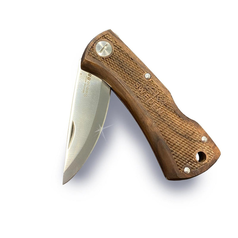 classic pocket knife