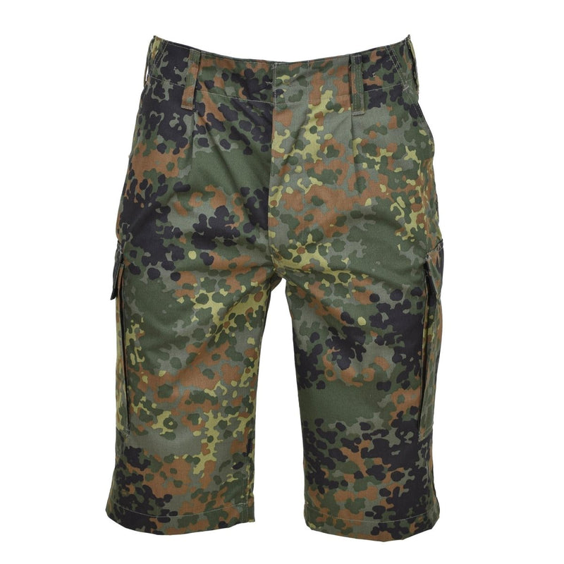 Leo Kohler knee-length shorts military personnel Bermuda flecktarn camouflage belt loops buttons closure